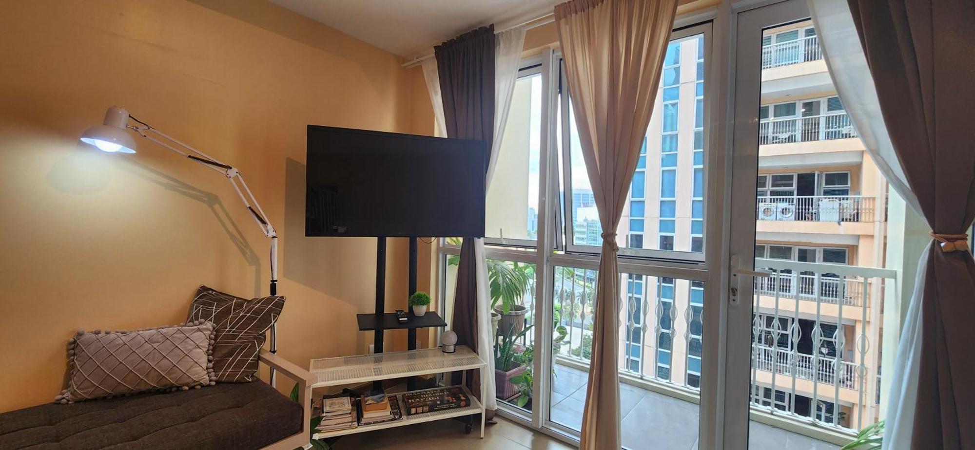 Spacious Cozy Suite At The Venice Mall With Free Parking And Washing Machine (Adults Only) Taguig Eksteriør bilde