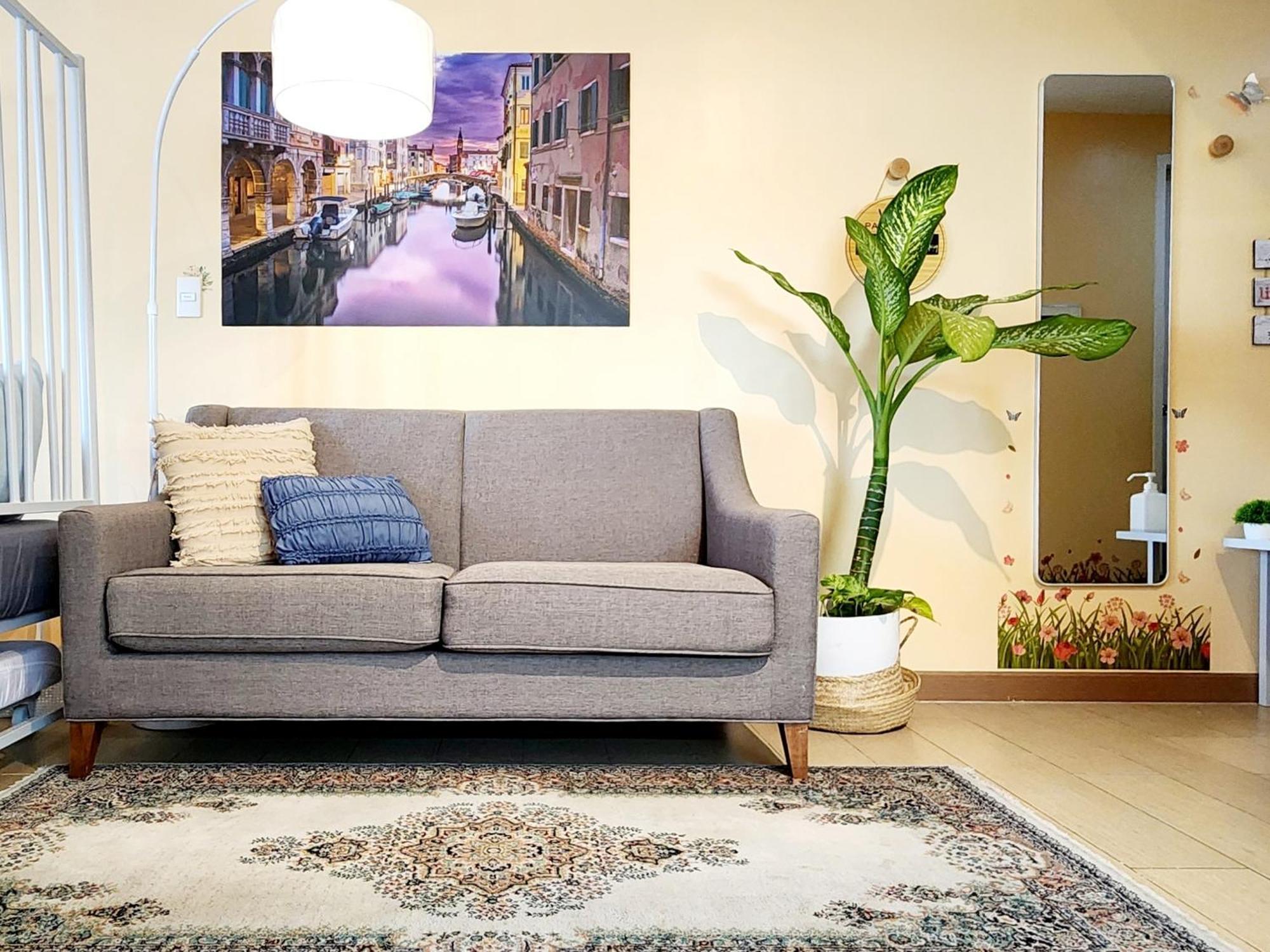 Spacious Cozy Suite At The Venice Mall With Free Parking And Washing Machine (Adults Only) Taguig Rom bilde