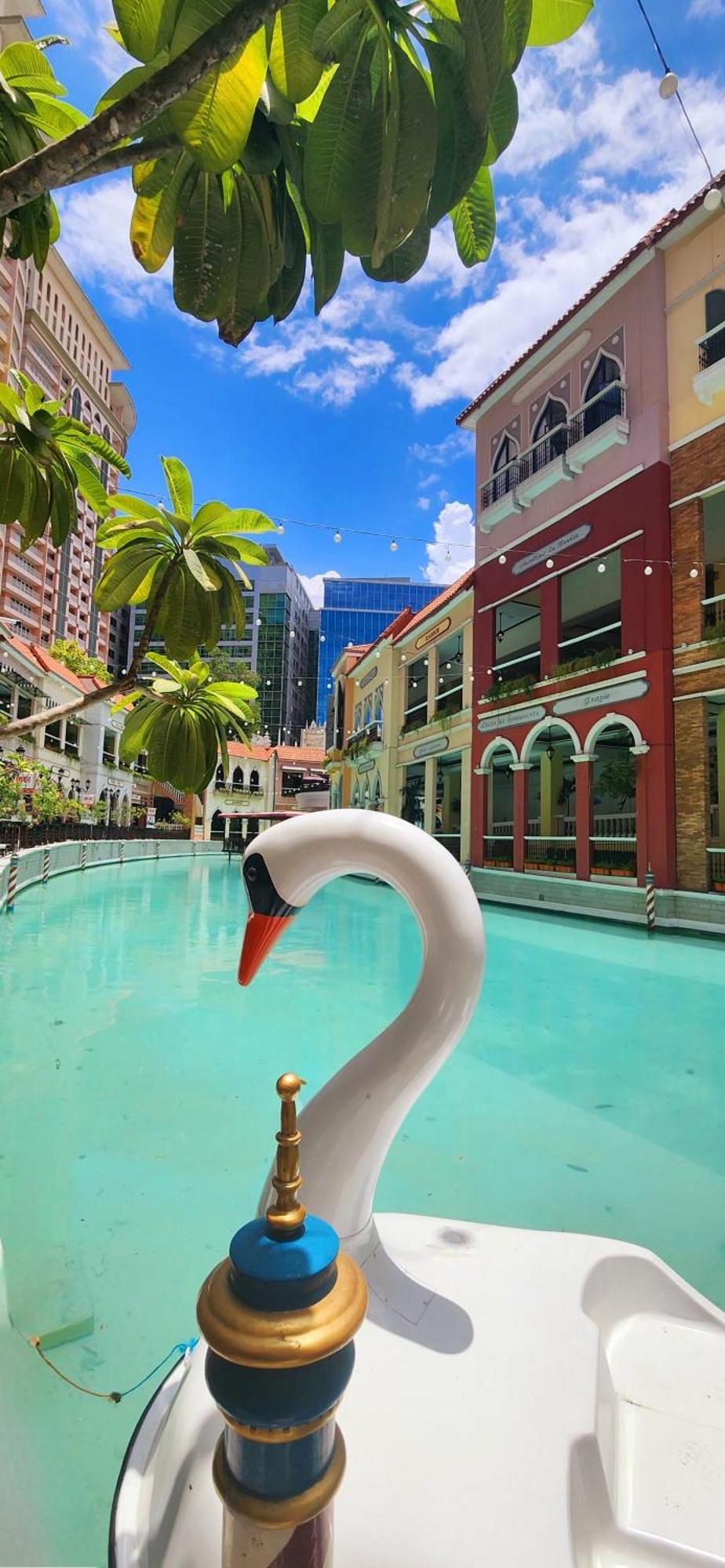 Spacious Cozy Suite At The Venice Mall With Free Parking And Washing Machine (Adults Only) Taguig Eksteriør bilde