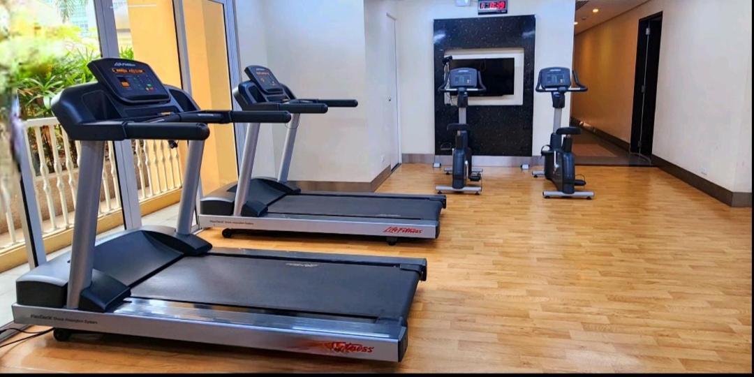 Spacious Cozy Suite At The Venice Mall With Free Parking And Washing Machine (Adults Only) Taguig Eksteriør bilde